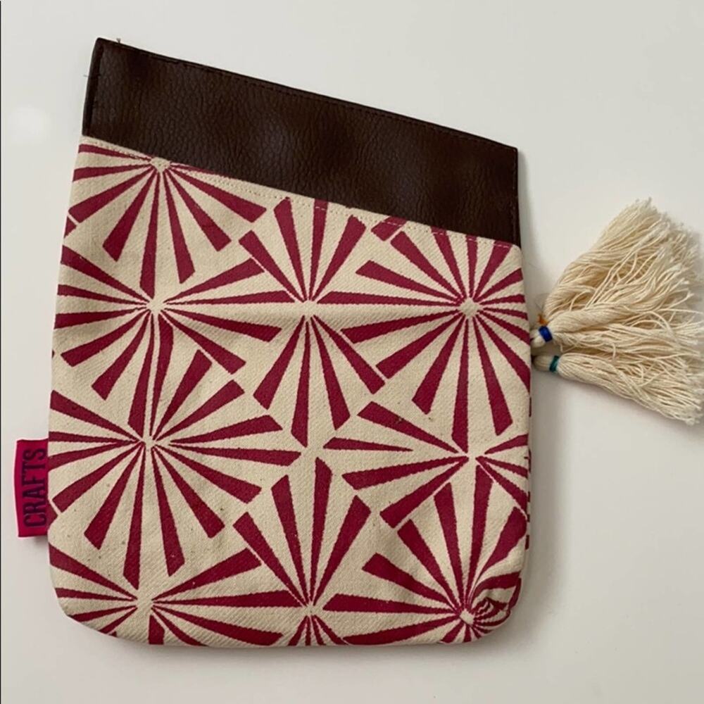 Neema Crafts Clutch - Picture 6 of 6